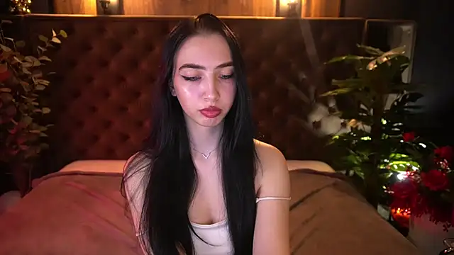 WildKittenX_ – Live XXX-chat