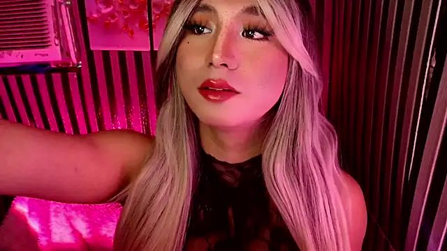 HoresCOCKLUCY webkamerás műsora