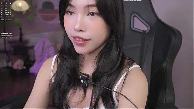 Miuzxc 在線直播表演