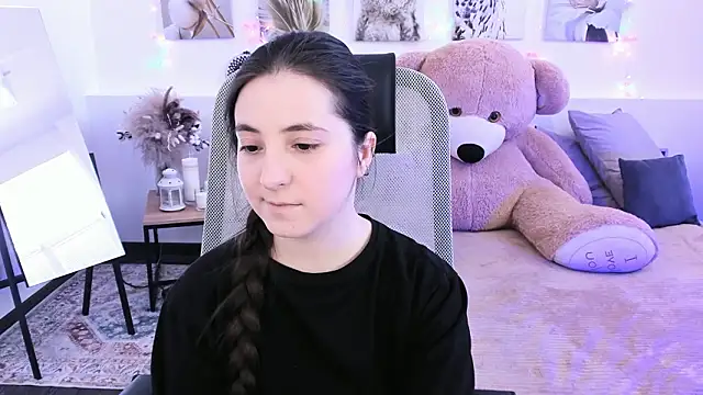 VirtuallVoyant 라이브 XXX 채팅