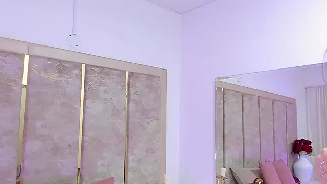 BarbieMonet's Live XXX Chat