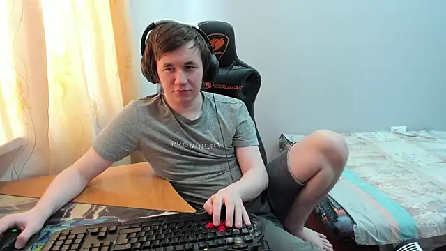 Вебкам-шоу iliaskrislove