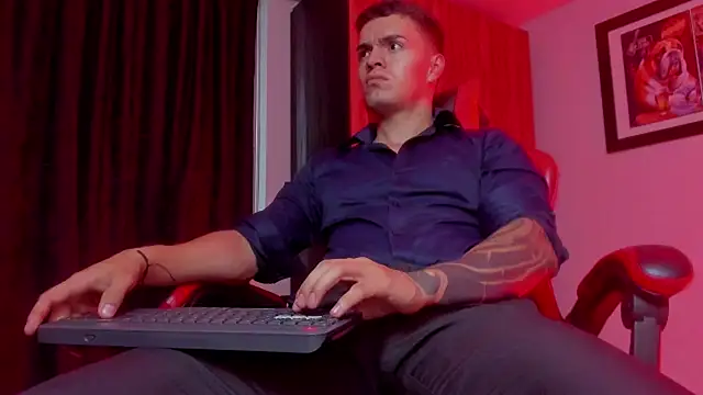 ALPHA_DOMINUS_のライブXXXチャット