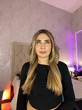 nini_love01 – Naživo XXX chat