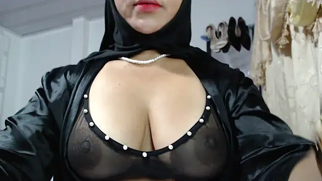 nadia__abaud: απευθείας συνομιλία ΧΧΧ