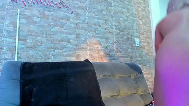 Dreams_Chloe's Webcam Show