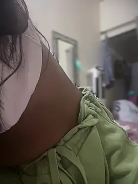 CooledMonastic Adlı Modelin Canlı XXX Sohbeti