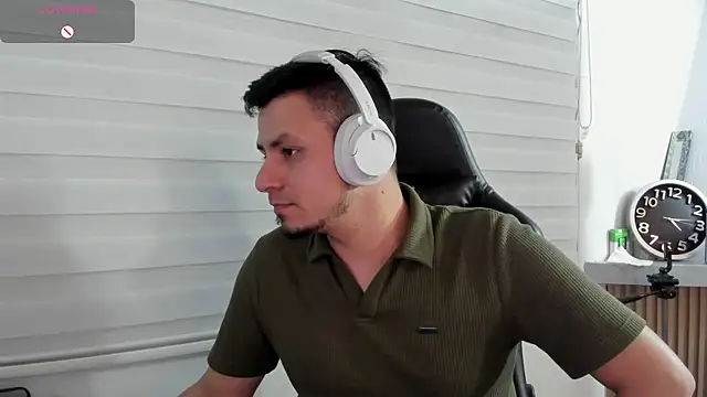 Rick_AdamsのライブXXXチャット