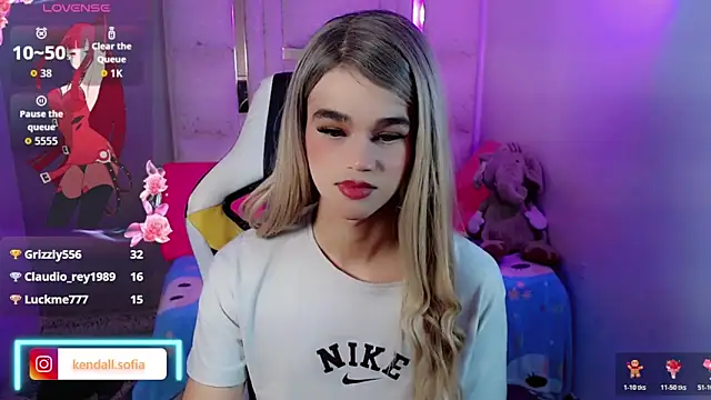 Sophiaa_doll_: онлайн-секс-чат