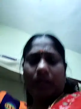 yamini1431 Show Webcam