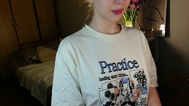 Chat XXX en directo de mynameloveeeeee