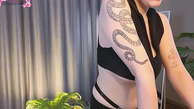 Chat +18 de Anna_Carters ao vivo