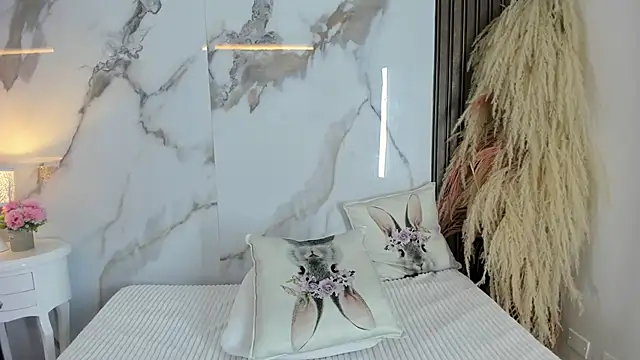 hannahill69 live XXX chat