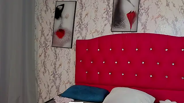 Chatroom XXX en direct de Larissa_Antonella