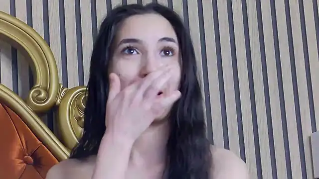 دردشة CarolinaBlair الجنسية المباشرة