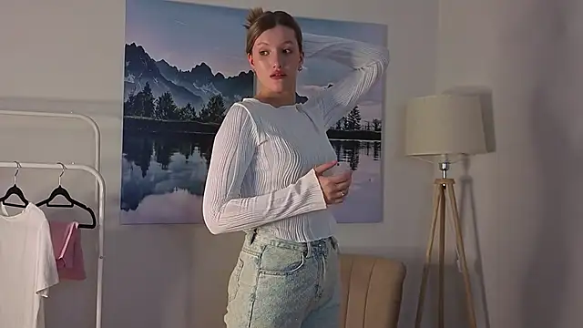 LeonorQuintana's Live XXX Chat