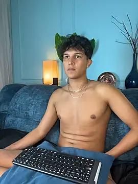 Leo_Savage_ webkamerás műsora