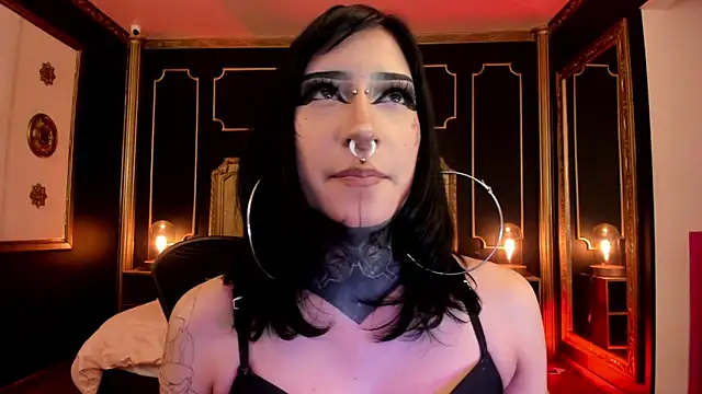 XXX chat uživo modela Kat_VonDe