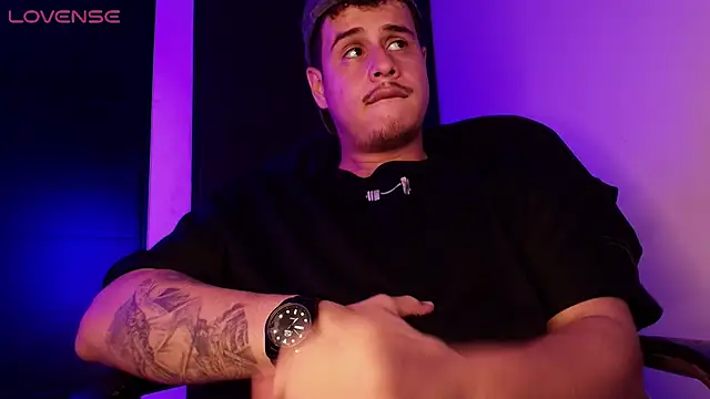 BjornSteel's Live XXX Chat