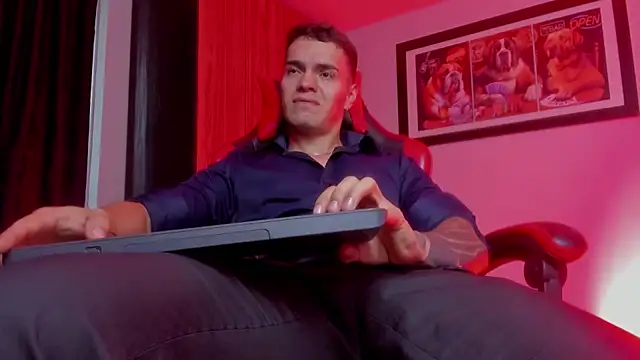 ALPHA_DOMINUS_ Live XXX-chat