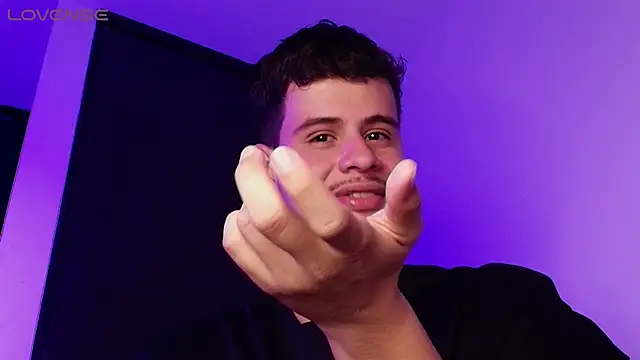 BjornSteelのウェブカメラショー