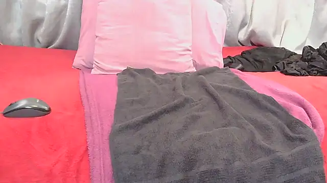 FlexinGoddessxxx's Webcam Show