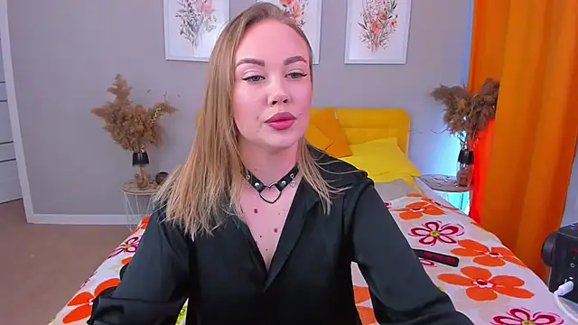 Show modela HannahWillow na web-kameri