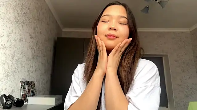 Chat XXX ao vivo de RegenaLandauer