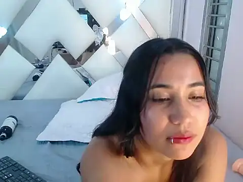 Kate_Hewson's Webcam Show