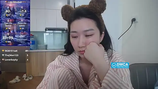 Chat XXX en directo de Asiagirll