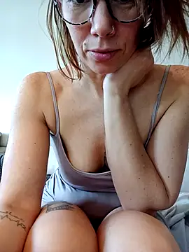 Nlixxx's Webcam Show