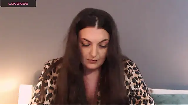 itsyourladyのライブXXXチャット