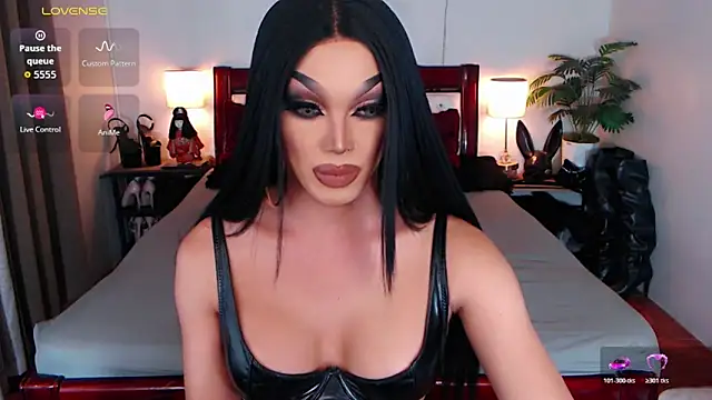 xQueenElektrax Live XXX Chat