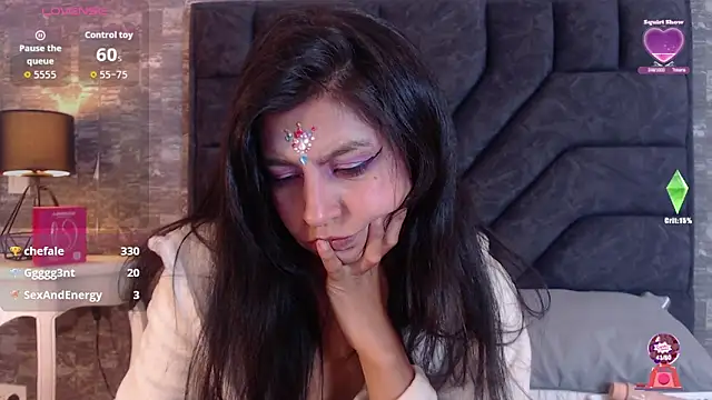 Keila_Fg's Live XXX Chat