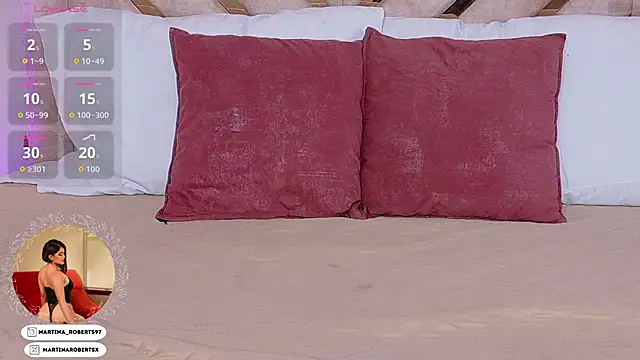 Martina-Roberts- Live XXX-chat