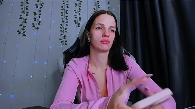 KarlaSim Chat XXX in diretta