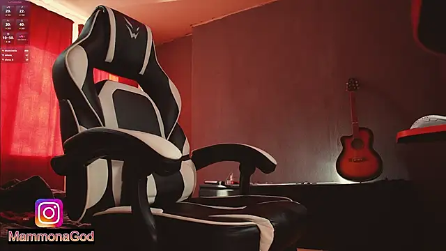 LuckyAlexxのライブXXXチャット