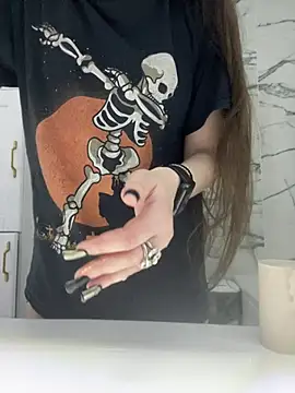 Živý XXX chat MartiniiSelenna