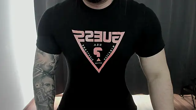 TONYWILSONN's Live XXX Chat