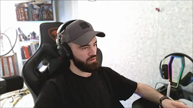 _Mostly_'s Live XXX Chat