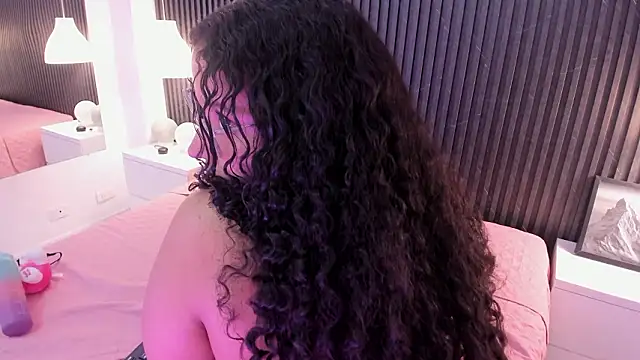 XXX chat uživo modela Lena_Ricci