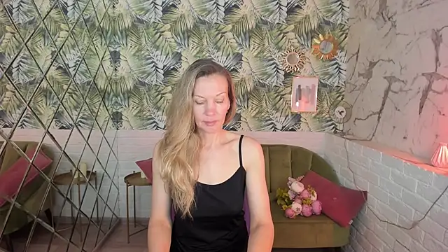 NancyGrace Chat XXX in diretta