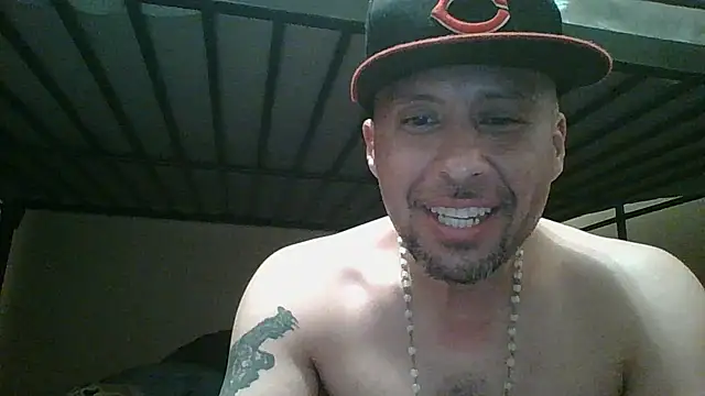 Chatroom XXX en direct de SENSASIONALICIMO