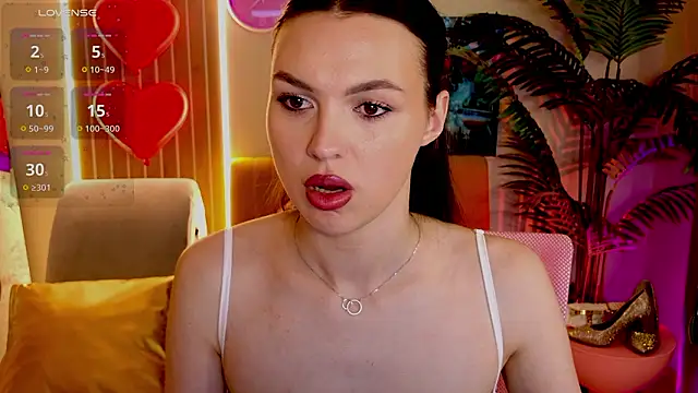 Živý XXX chat MaxinCarroll