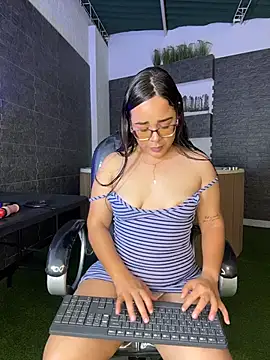 FireDollx Obrolan Langsung XXX