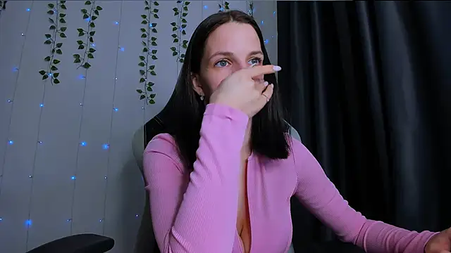 KarlaSim's Live XXX Chat