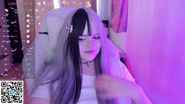 SelenaCute Chat XXX live