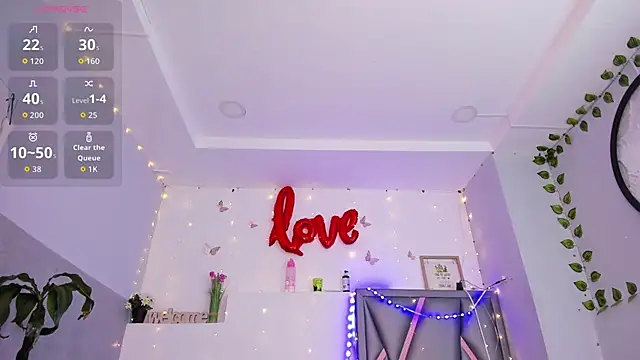 aurora_tziu 即時 XXX 聊天