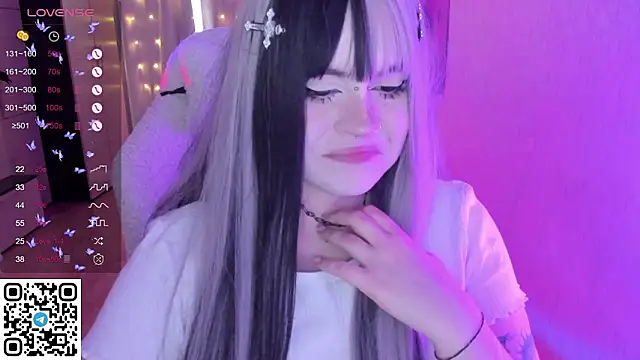 SelenaCute's Live XXX Chat