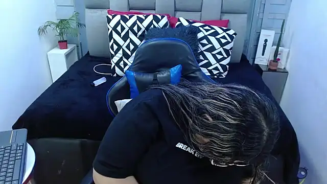 Show webcam de evelin_zaens